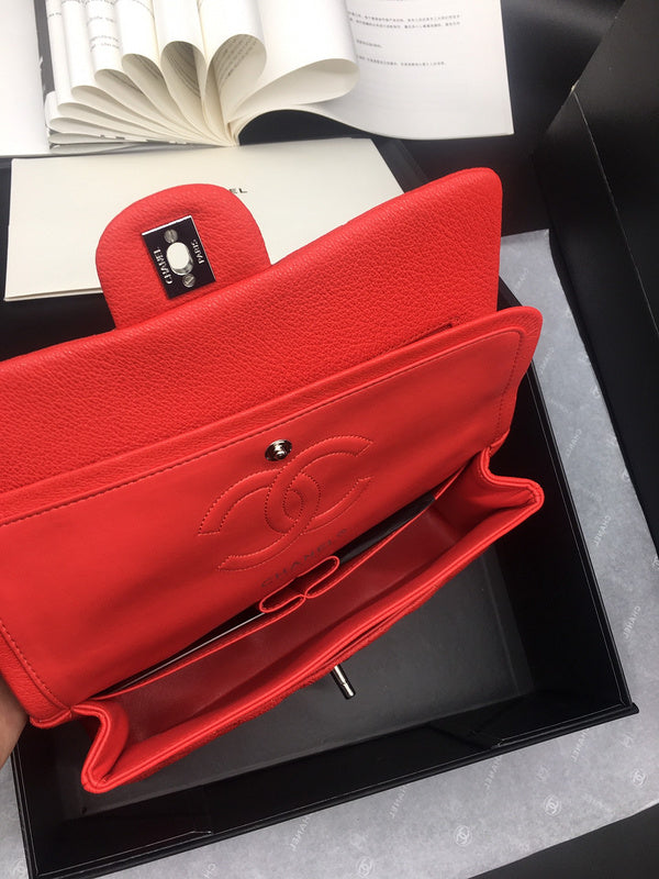 Dragons Bags Detail
