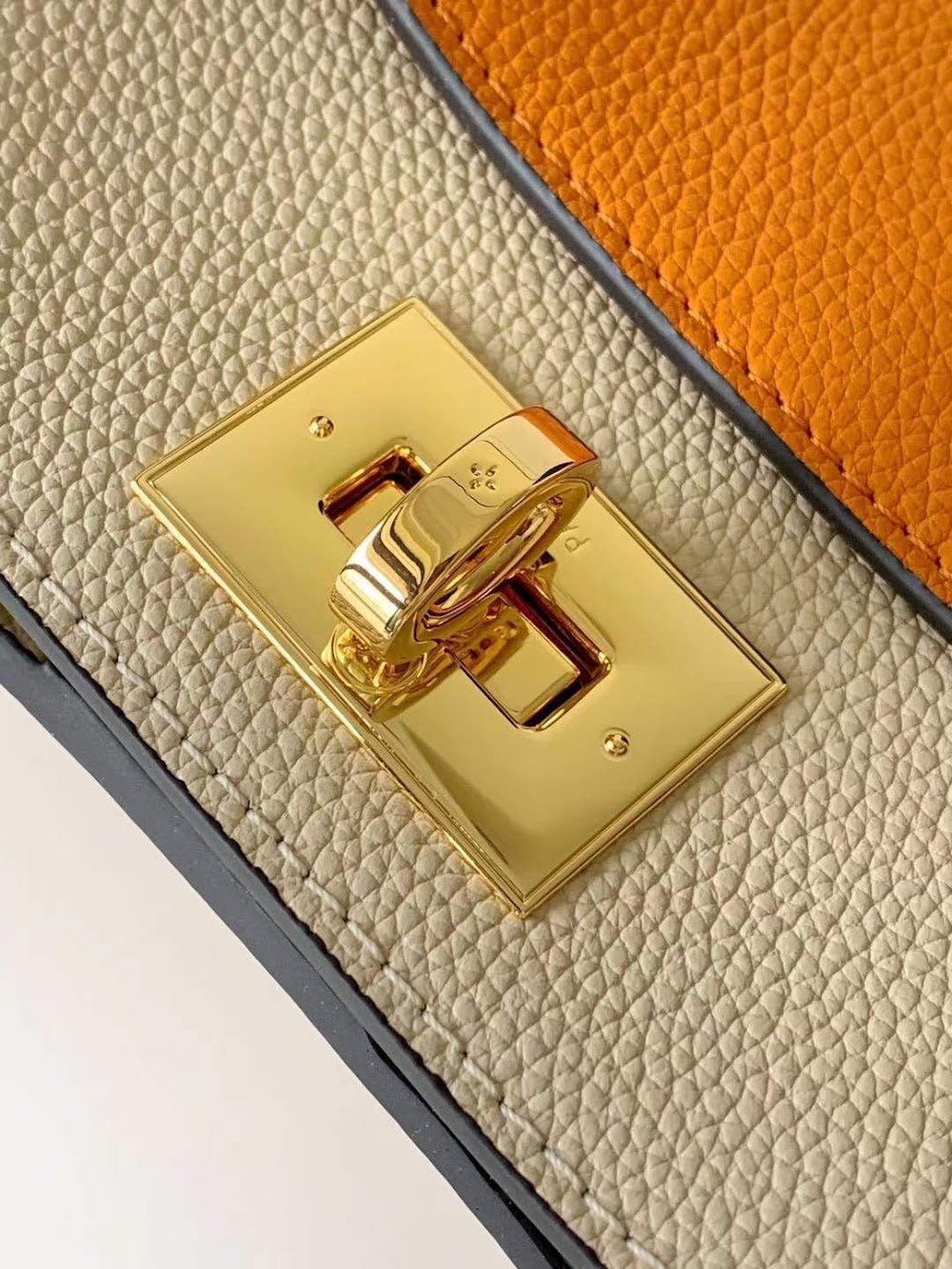 Dragons Bags ln Luxury Bag --60498