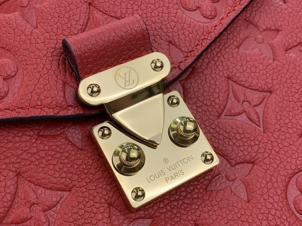 Dragons Bags ln Luxury Bag --59657