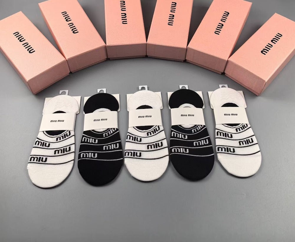 Dragons Bags Premium Luxury Socks --98427