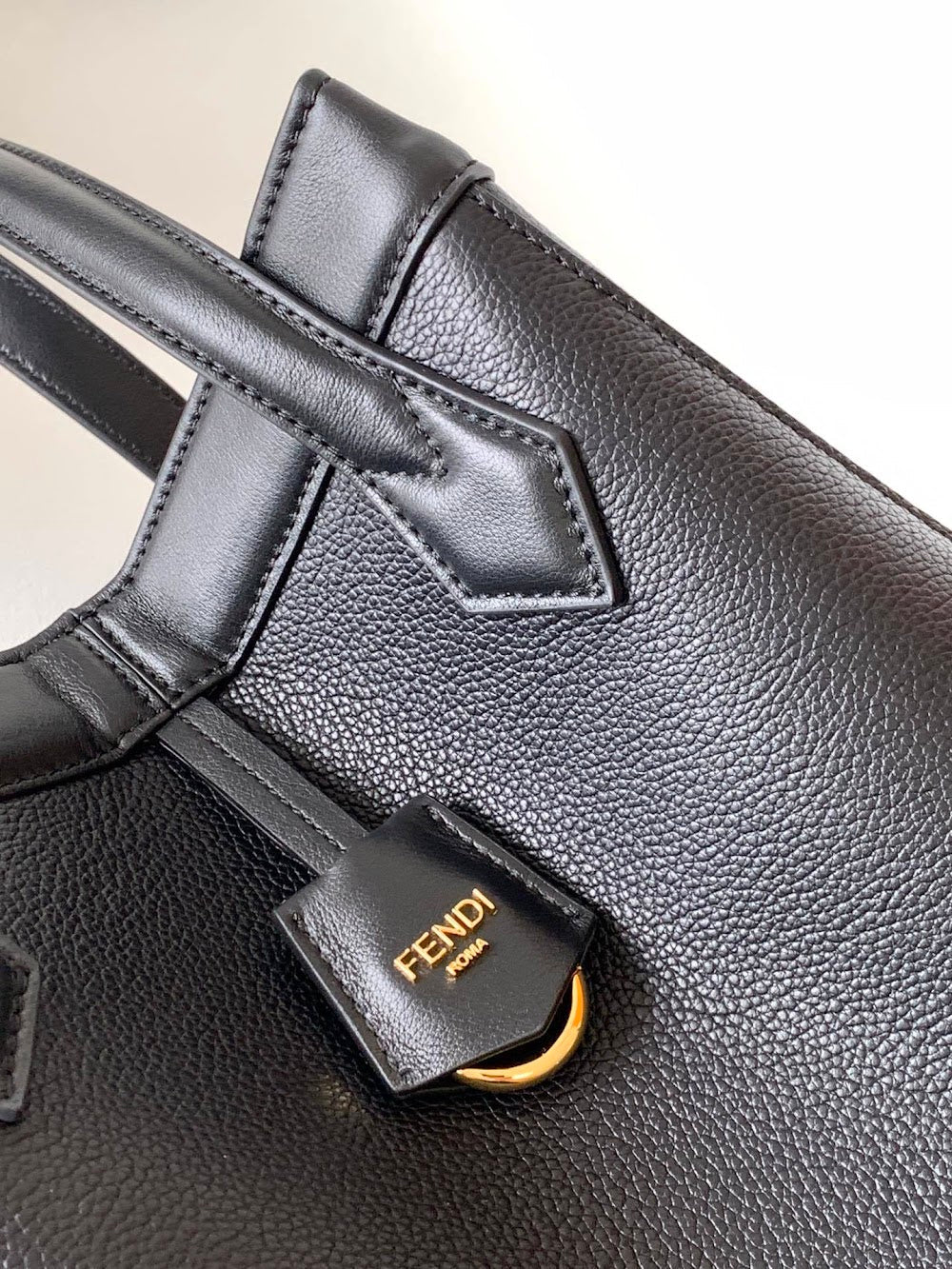 new-luxury-designer-bags-nm15353