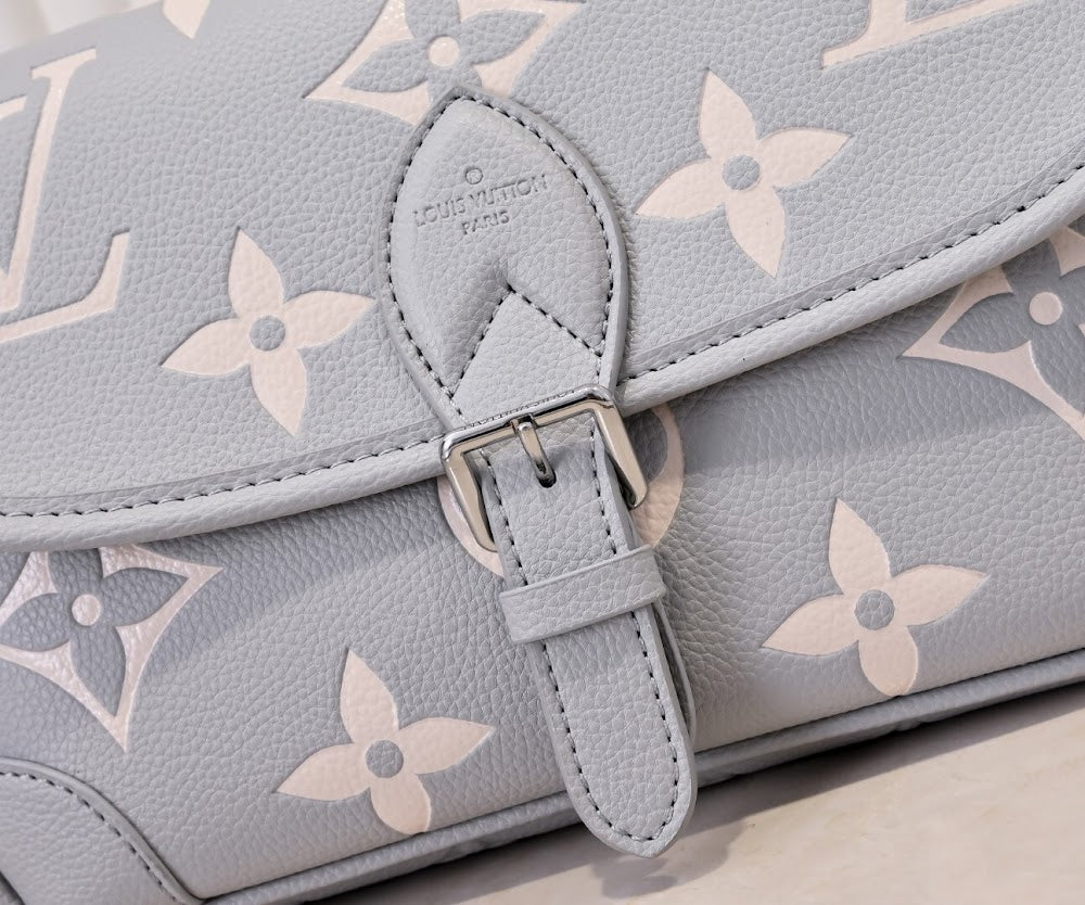 Dragons Bags ln Luxury Bag --76680