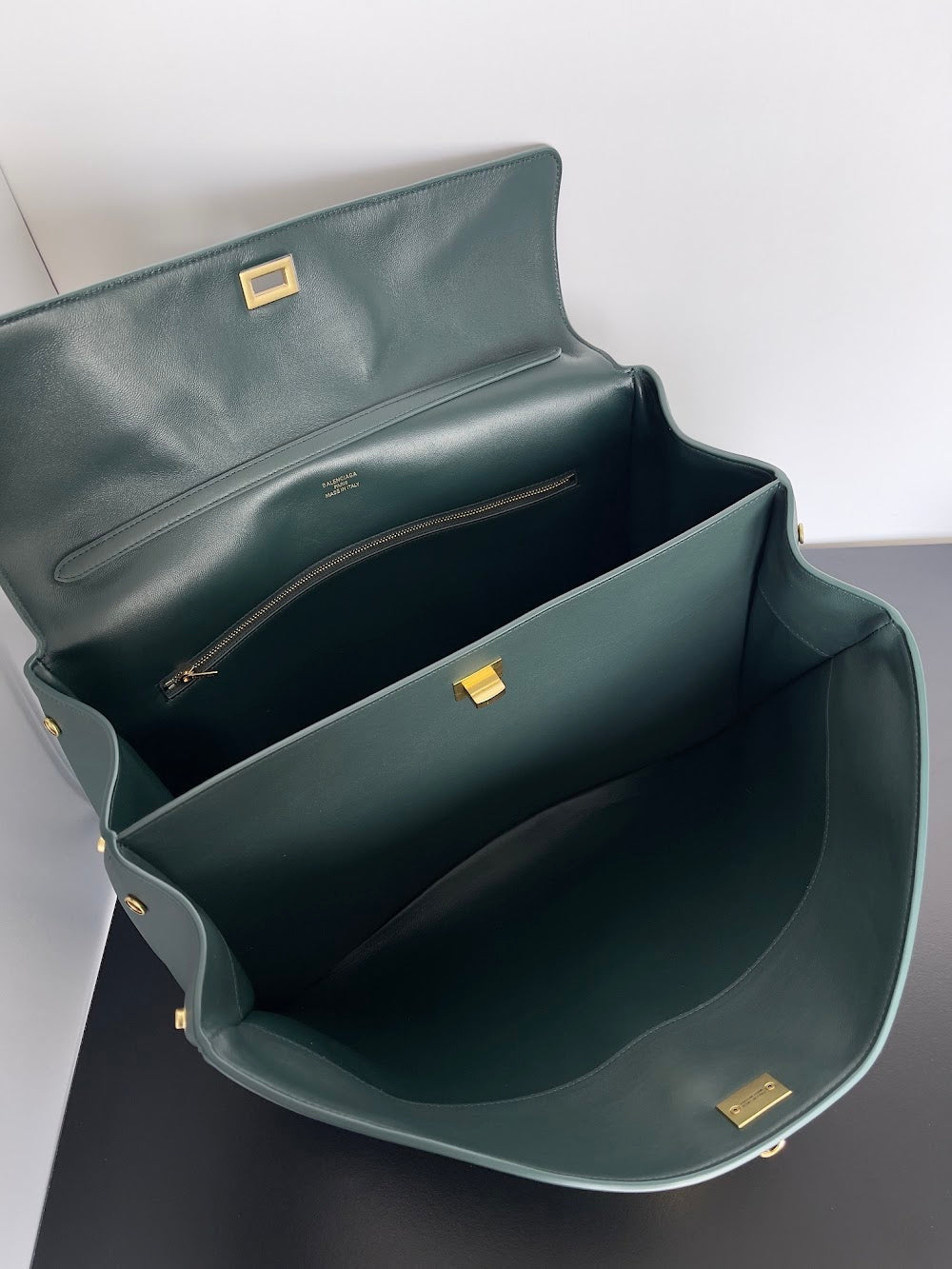Dragons Bags Balenciaga Luxury Bag --110826