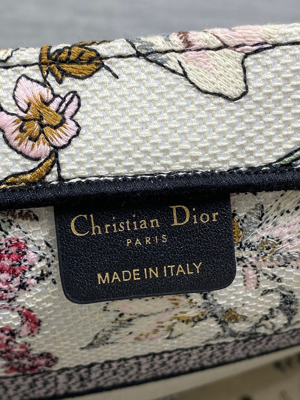 new-designer-premium-bags-nm16869
