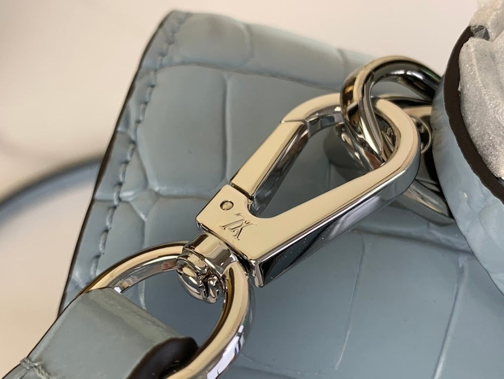 Dragons Bags ln Luxury Bag --69480