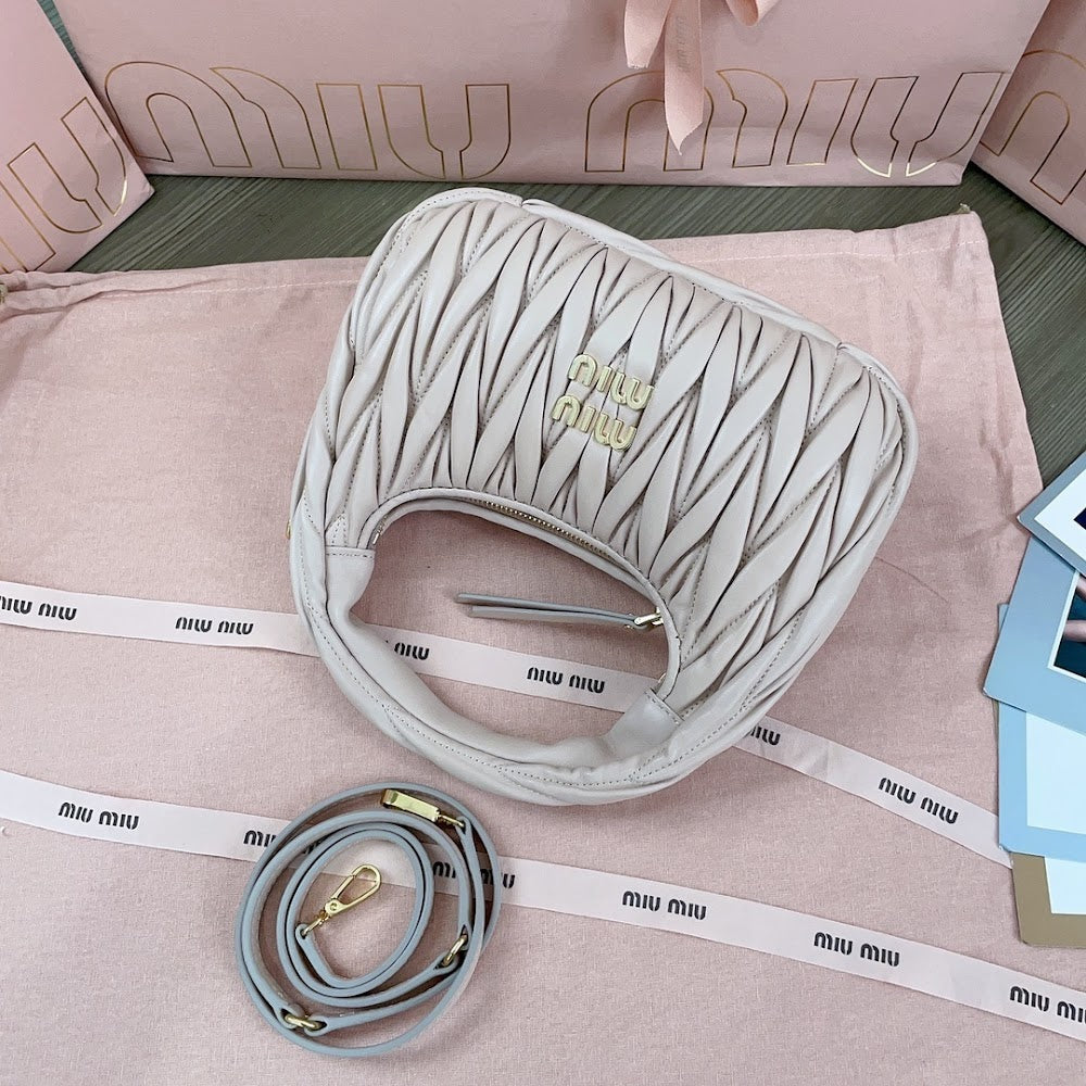 Dragons Bags Miun Miun Luxury Bag --123215