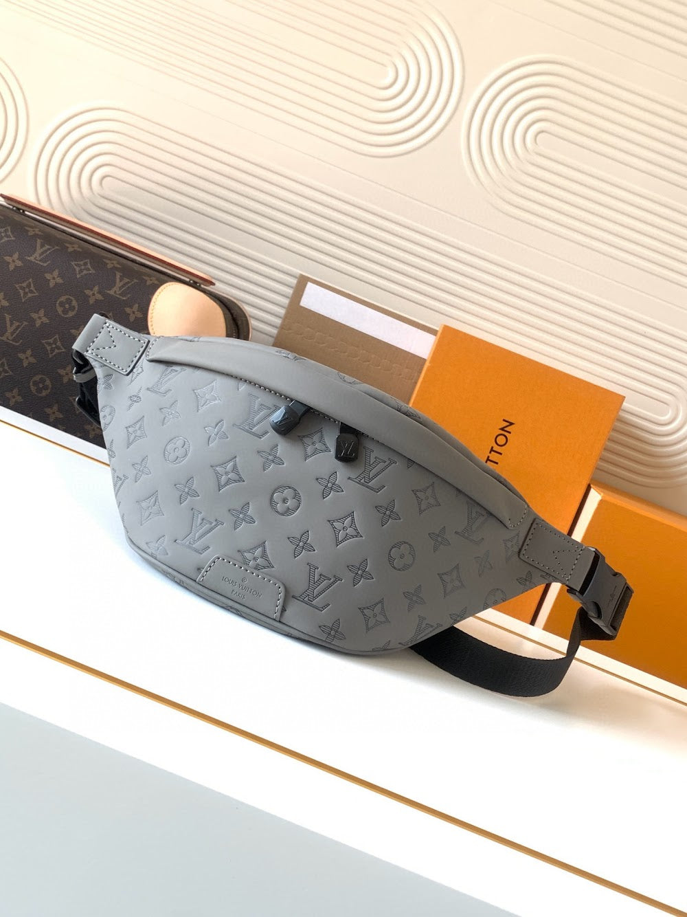 Dragons Bags ln Luxury Bag --71022