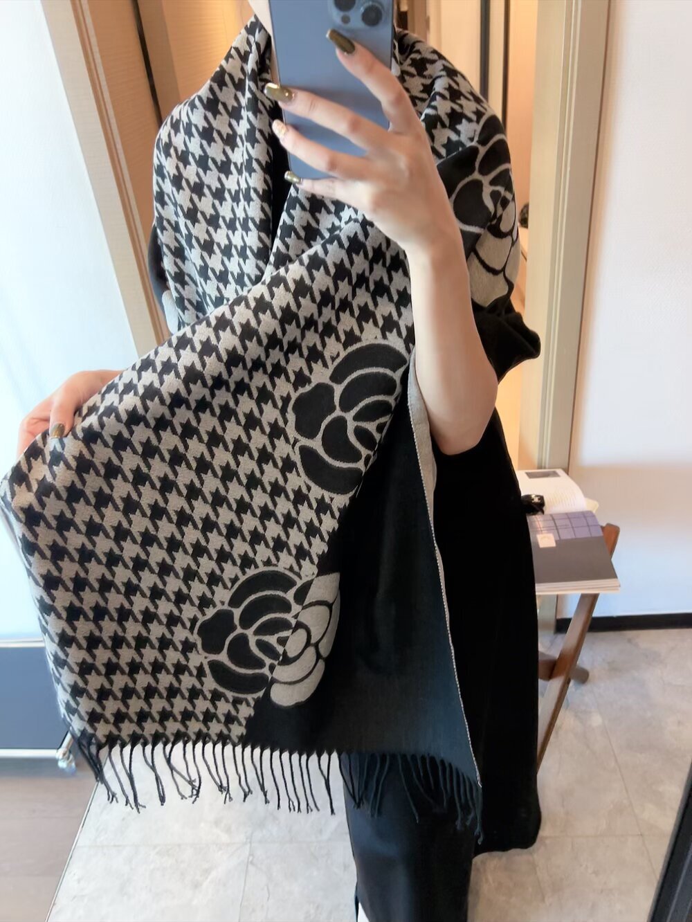 Dragons Bags Premium Designer Scarf --99403