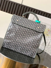 new-luxury-designer-bags-nm8228