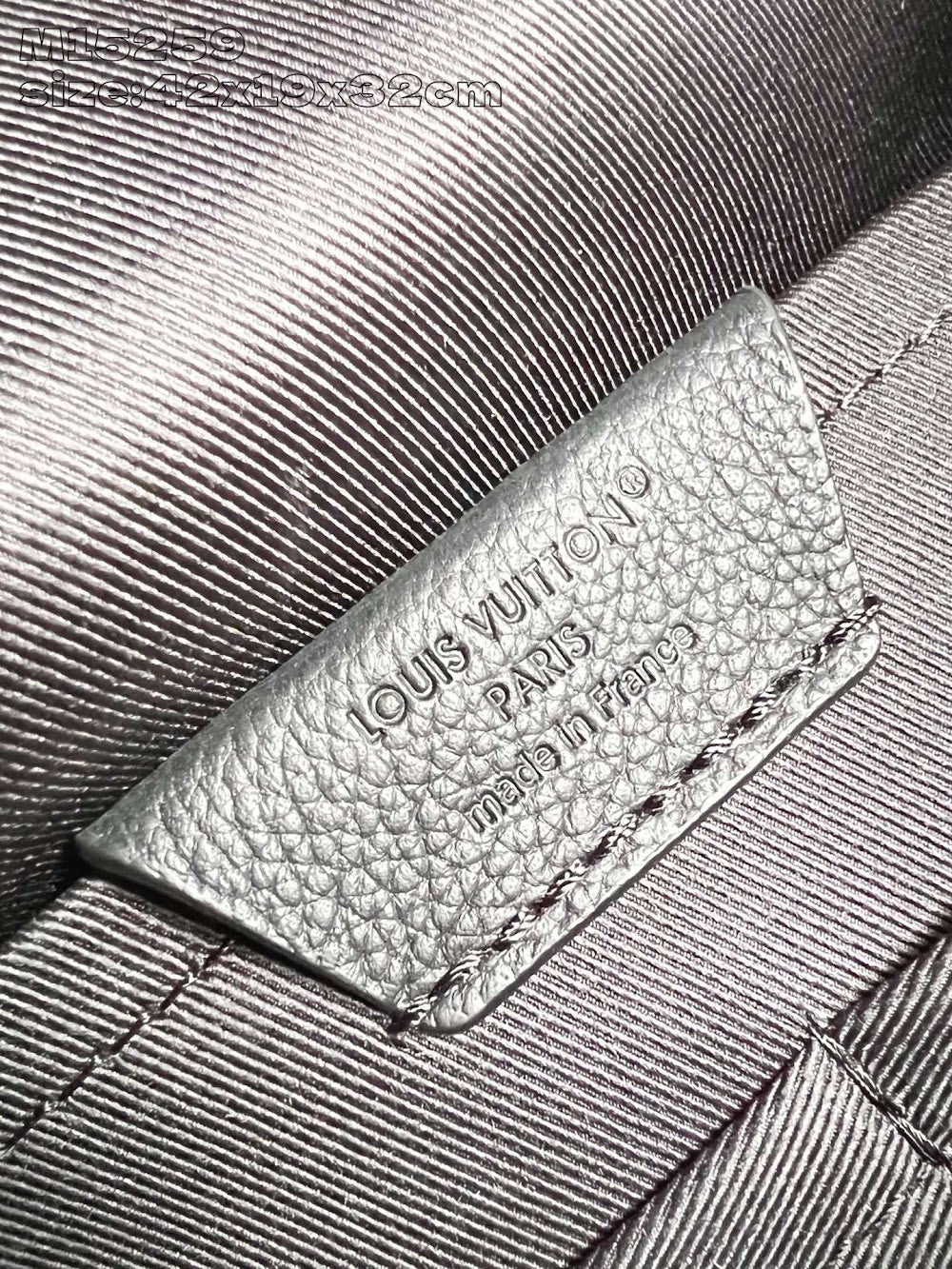 Dragons Bags ln Luxury Bag --97568