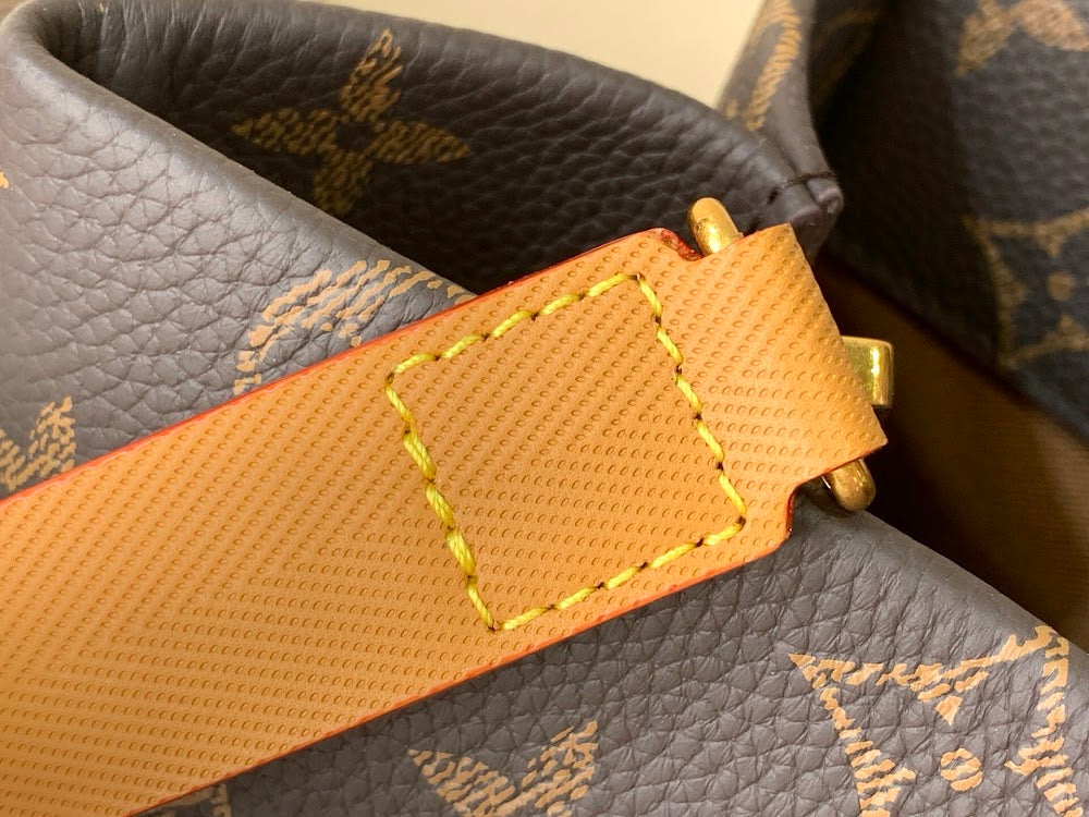 Dragons Bags ln Luxury Bag --69856
