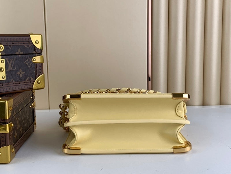 Dragons Bags ln Luxury Bag --68149