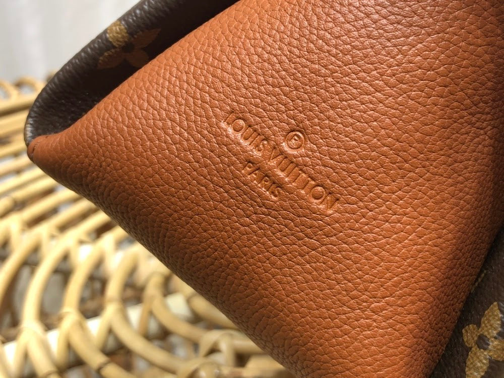 Dragons Bags ln Luxury Bag --58640