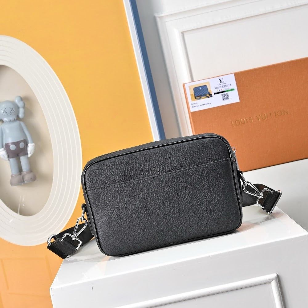 Dragons Bags ln Luxury Bag --71500