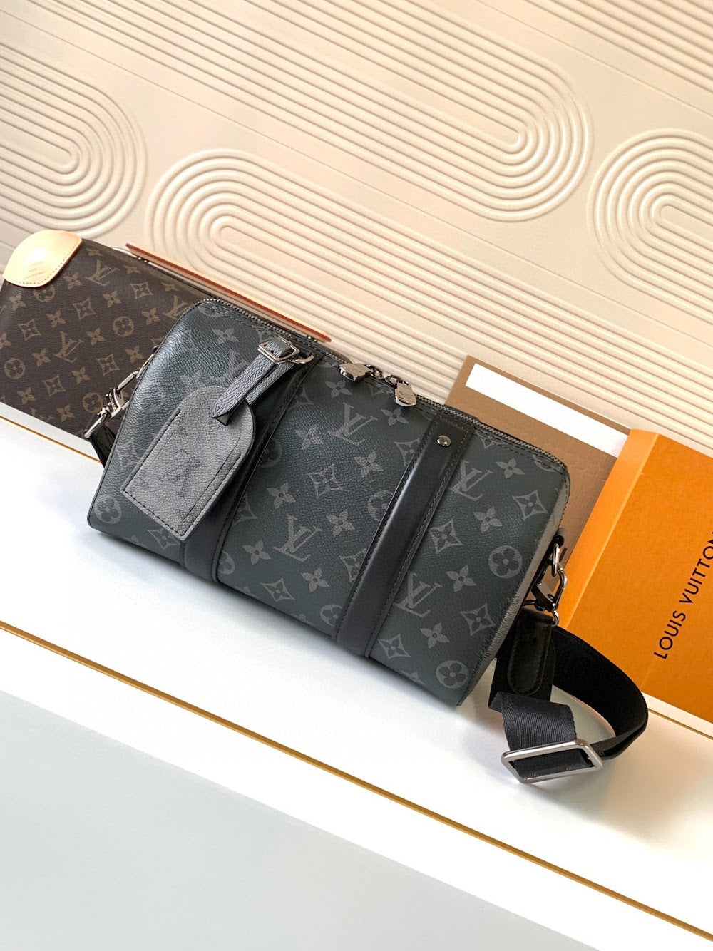 Dragons Bags ln Luxury Bag --70899