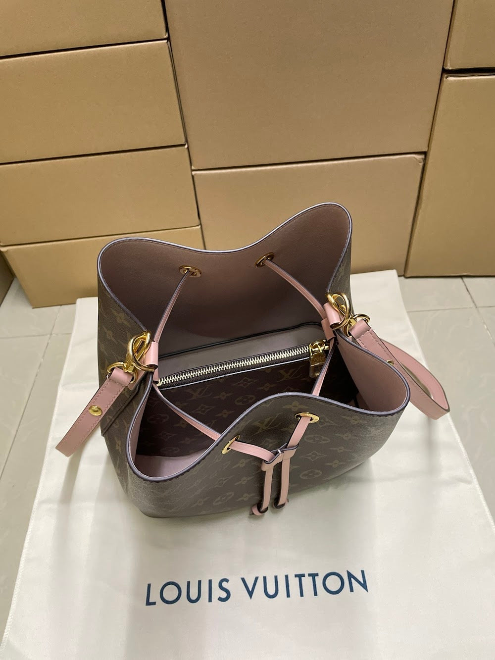 Dragons Bags ln Luxury Bag --96923