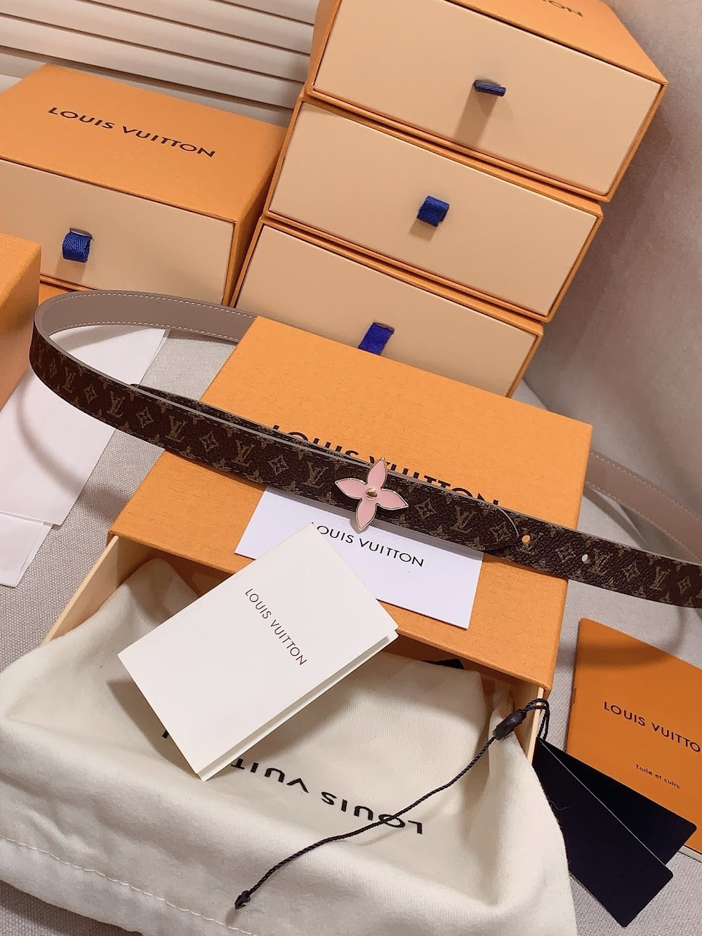 Dragons Bags ln Luxury Belt --100308