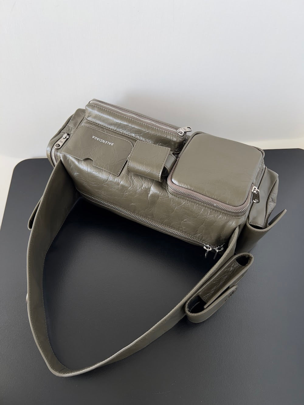 Dragons Bags Balenciaga Luxury Bag --111130