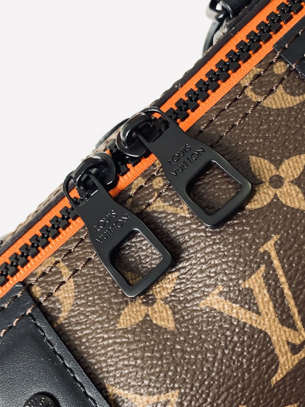 Dragons Bags ln Luxury Bag --70097