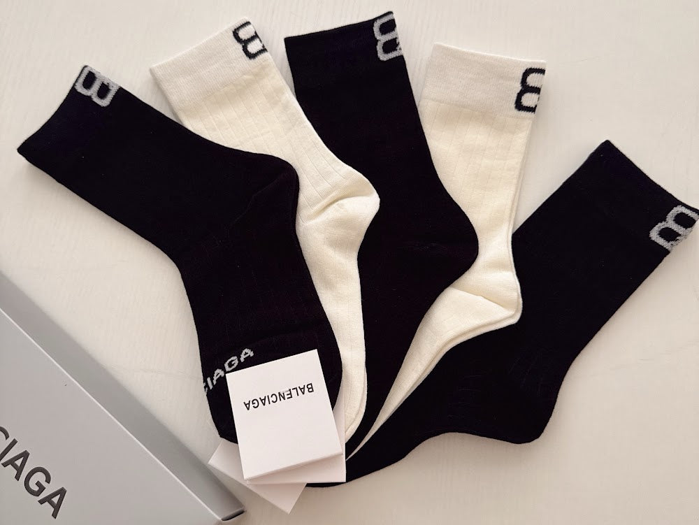 Dragons Bags Premium Luxury Socks --98525