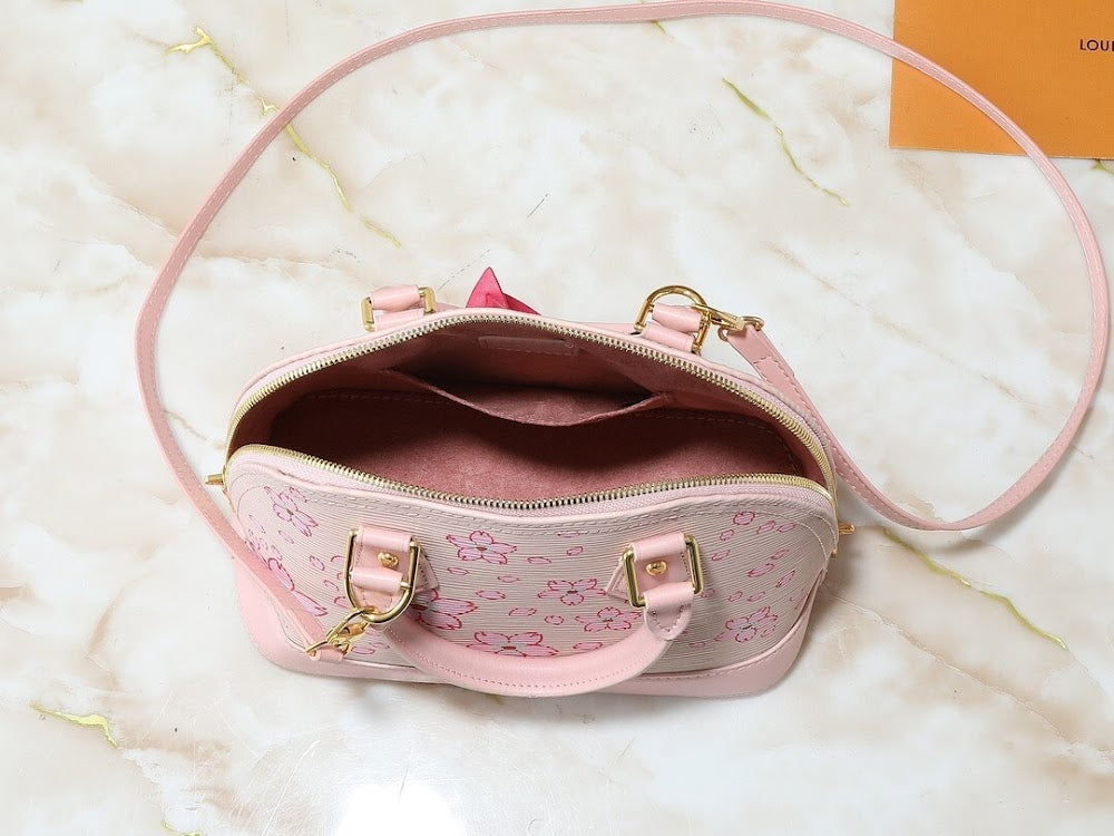 Dragons Bags ln Luxury Bag --76999