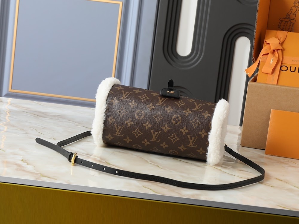 Dragons Bags ln Luxury Bag --77533