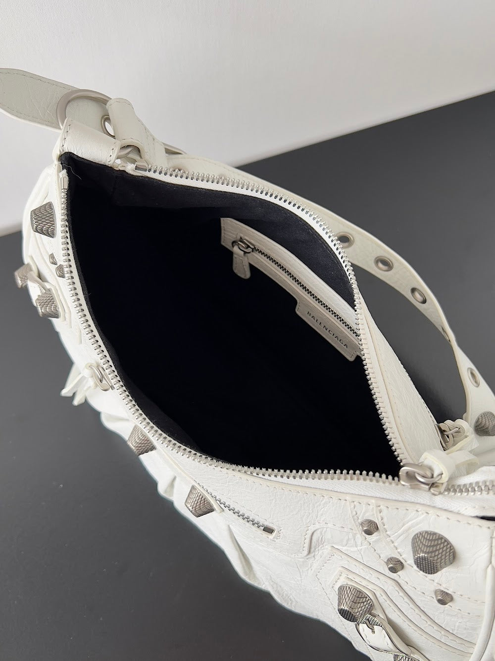 Dragons Bags Balenciaga Luxury Bag --111145