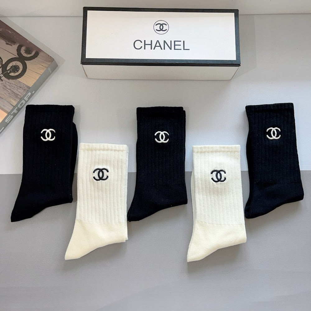 Dragons Bags Premium Luxury Socks --98211
