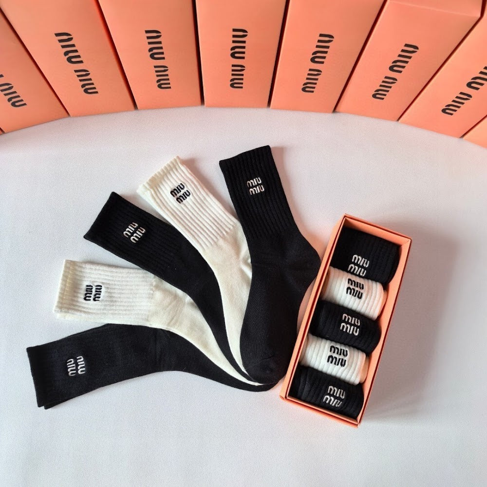 Dragons Bags Premium Luxury Socks --98027