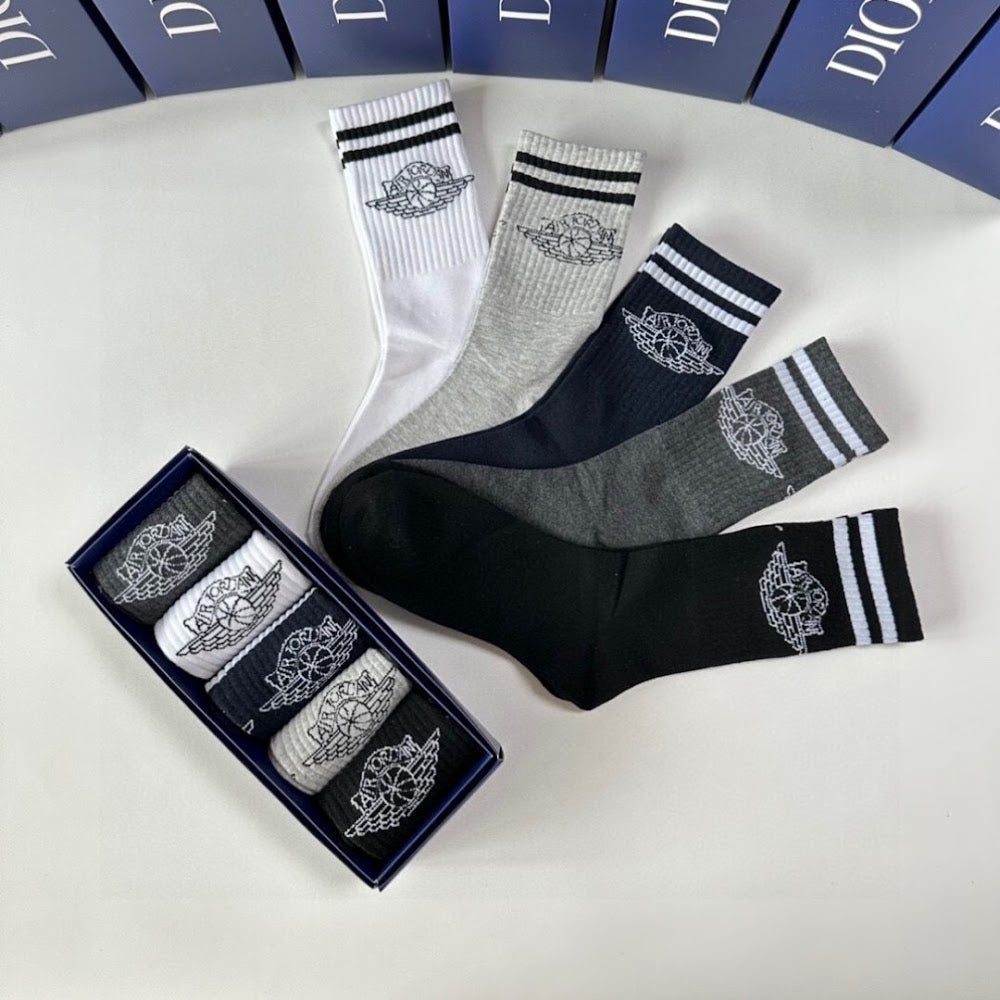 Dragons Bags Premium Luxury Socks --97931