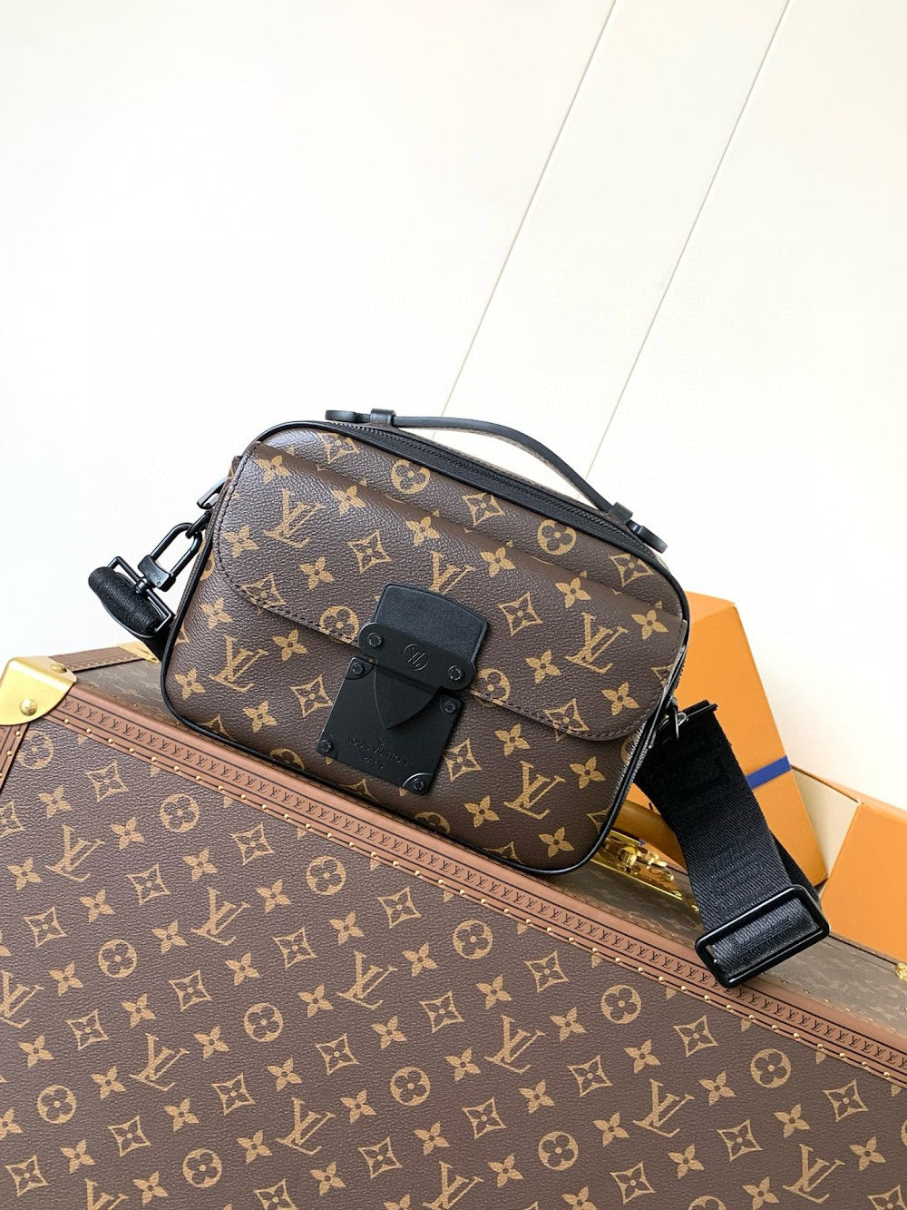 Dragons Bags ln Luxury Bag --71097