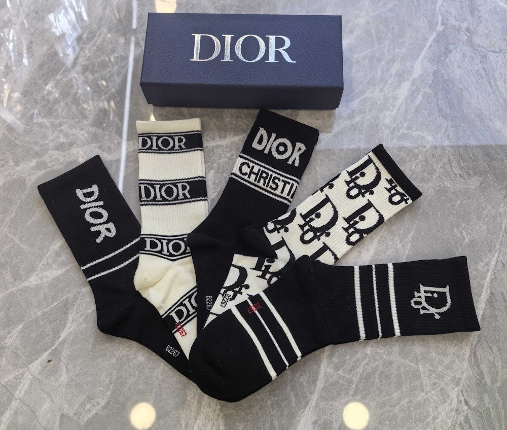 Dragons Bags Premium Luxury Socks --98420