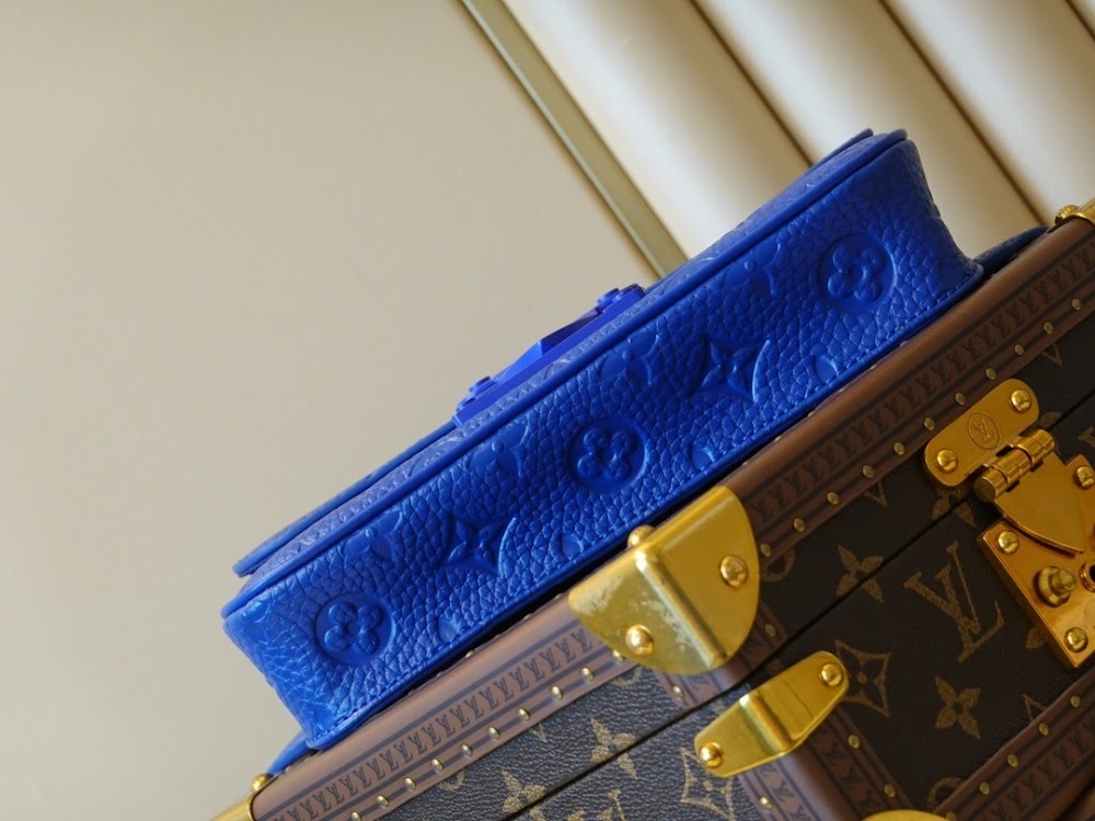 Dragons Bags ln Luxury Bag --58167