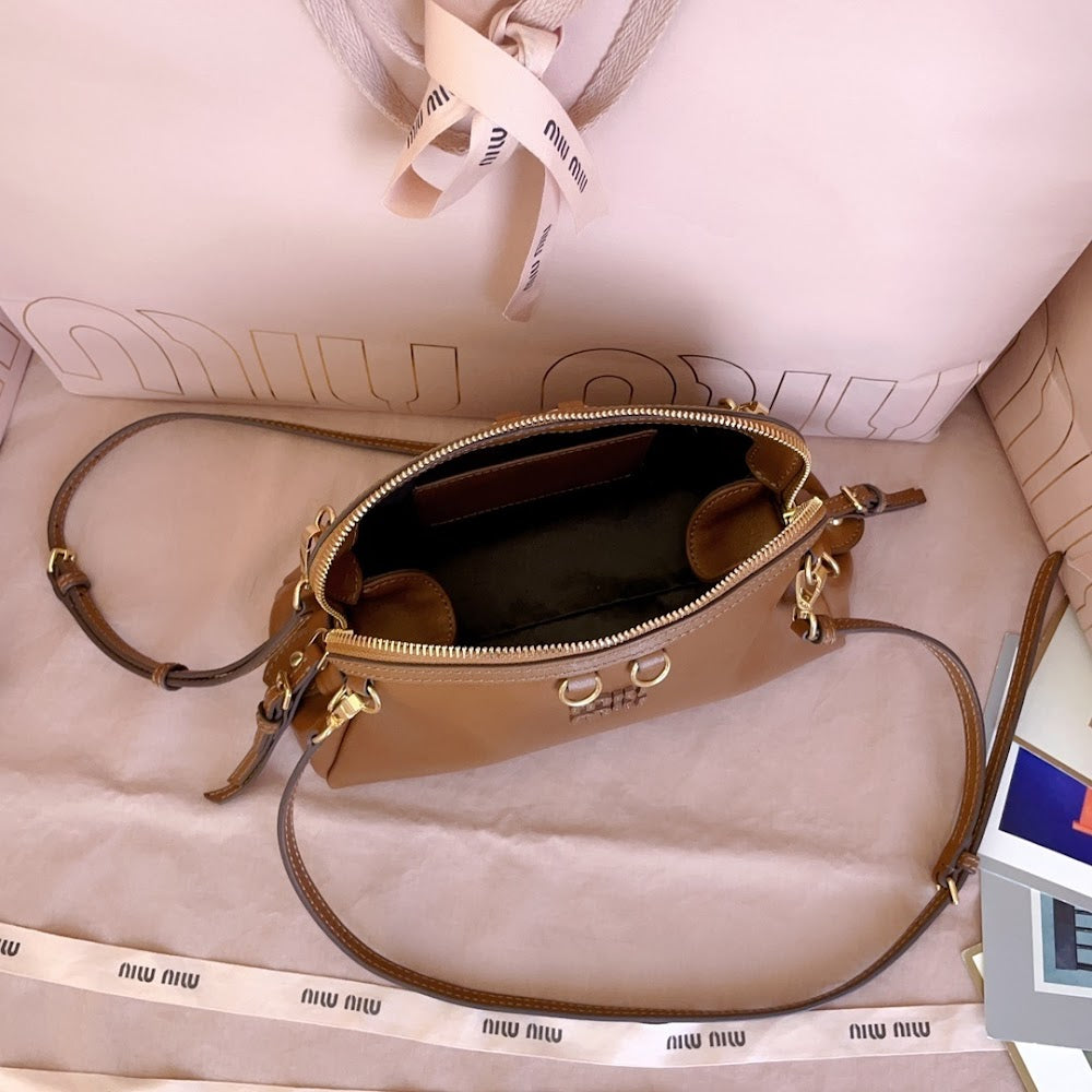 Dragons Bags Miun Miun Luxury Bag --123084