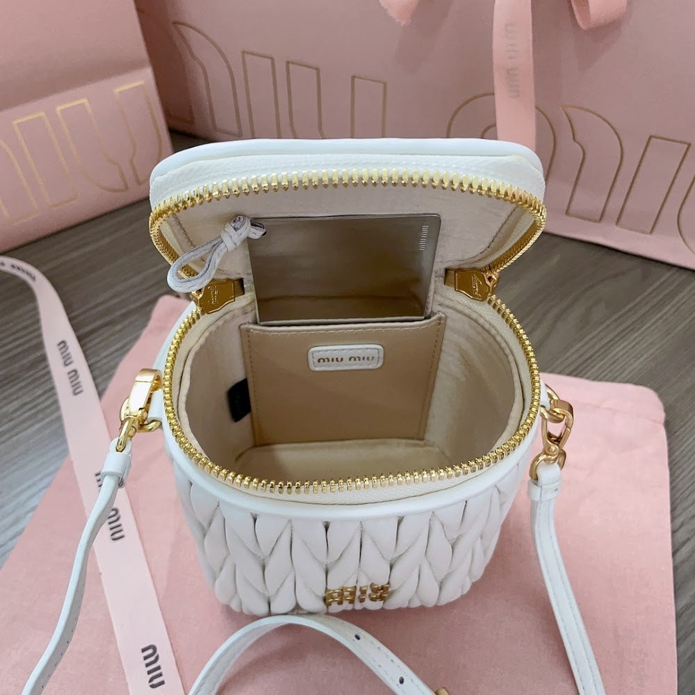 Dragons Bags Miun Miun Luxury Bag --123279