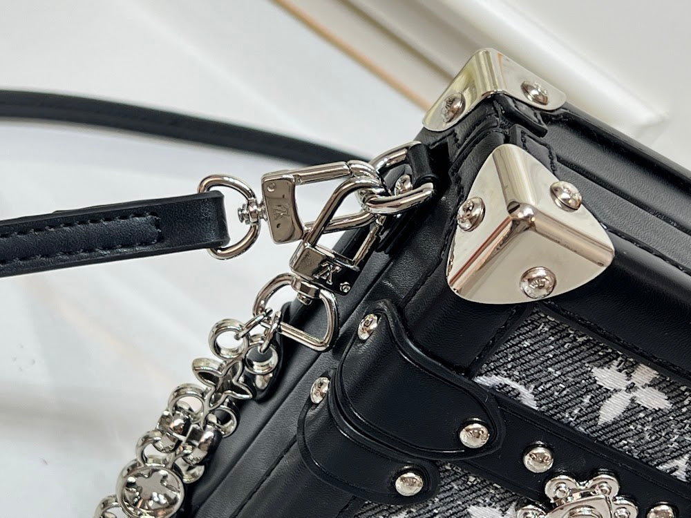Dragons Bags ln Luxury Bag --77418