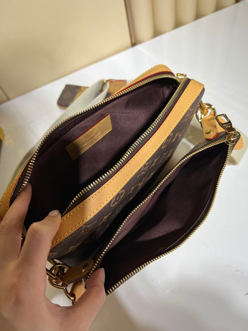 Dragons Bags ln Luxury Bag --60737
