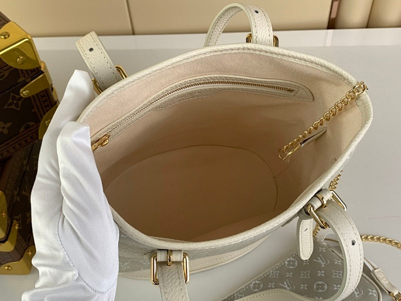 Dragons Bags ln Luxury Bag --61613