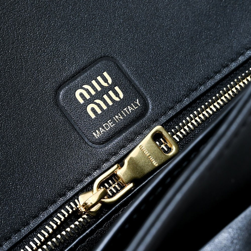 Dragons Bags Miun Miun Luxury Bag --123640