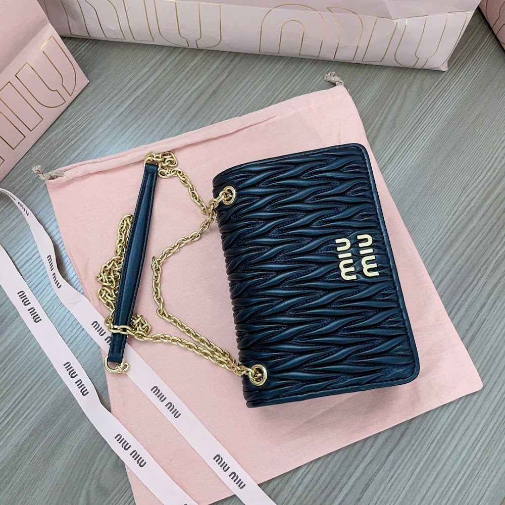 Dragons Bags Miun Miun Luxury Bag --123212