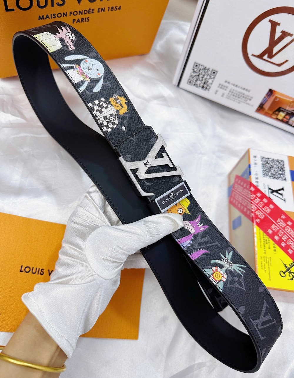 Dragons Bags ln Luxury Belt --110212