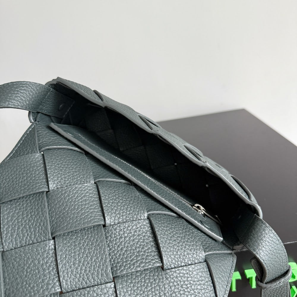new-luxury-designer-bags-nm10584