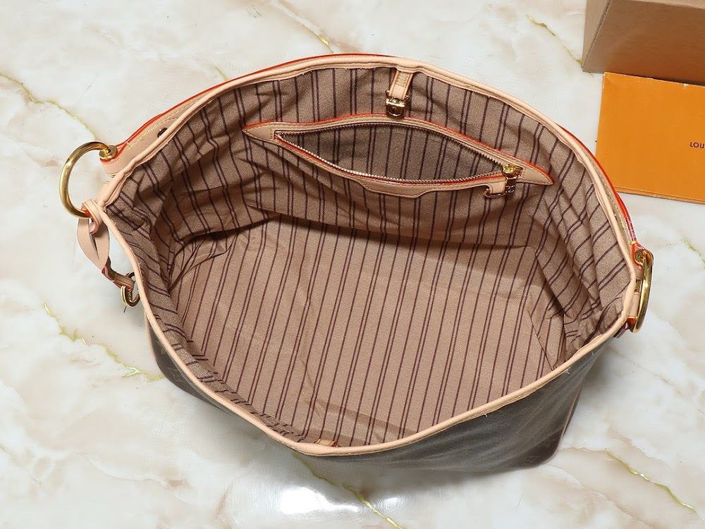 Dragons Bags ln Luxury Bag --81652
