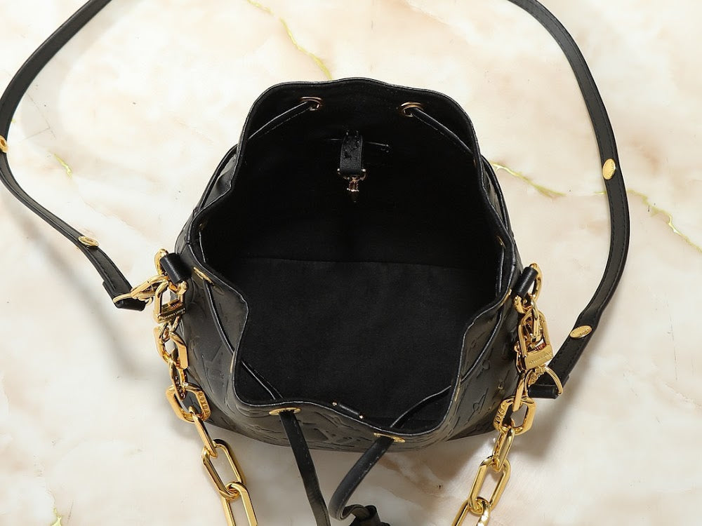 Dragons Bags ln Luxury Bag --81841