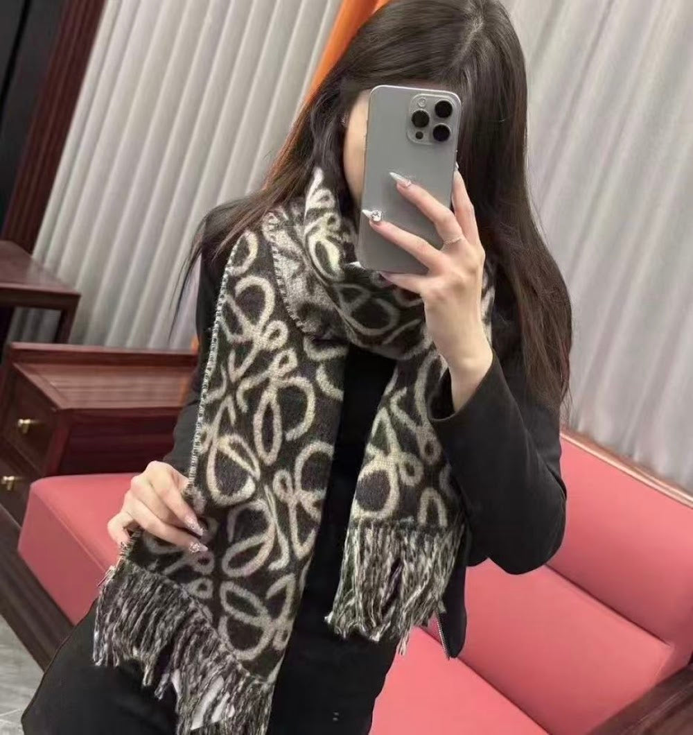 Dragons Bags Premium Designer Scarf --99250