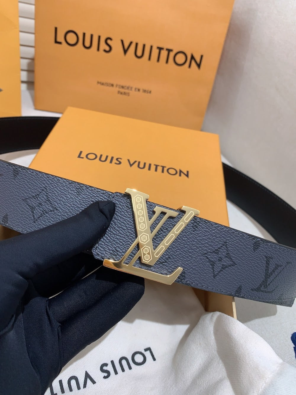 Dragons Bags ln Luxury Belt --109362