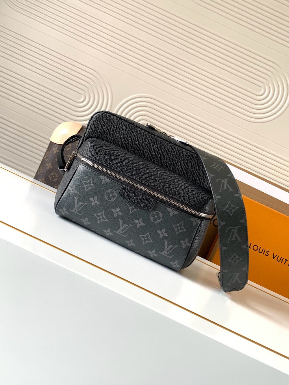 Dragons Bags ln Luxury Bag --71015