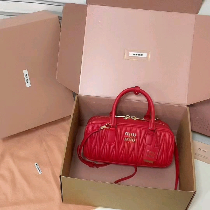 Dragons Bags Miun Miun Luxury Bag --123063