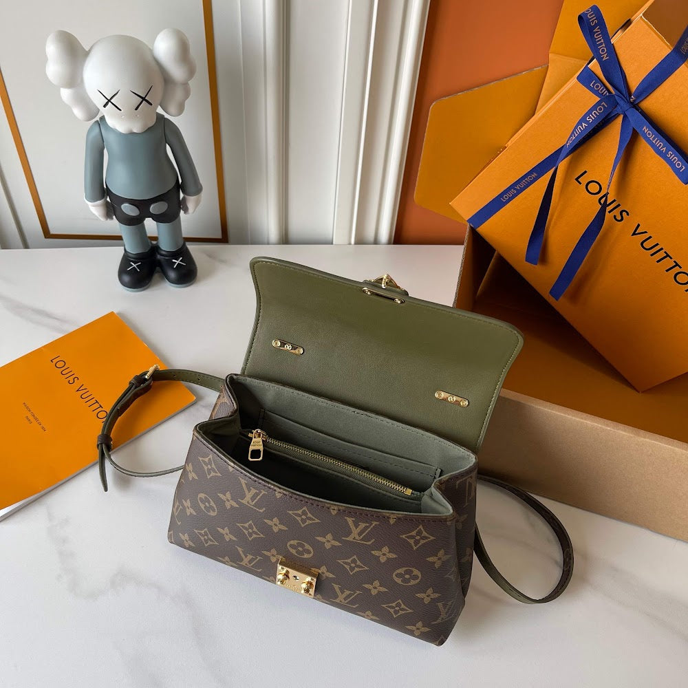 Dragons Bags ln Luxury Bag --77819