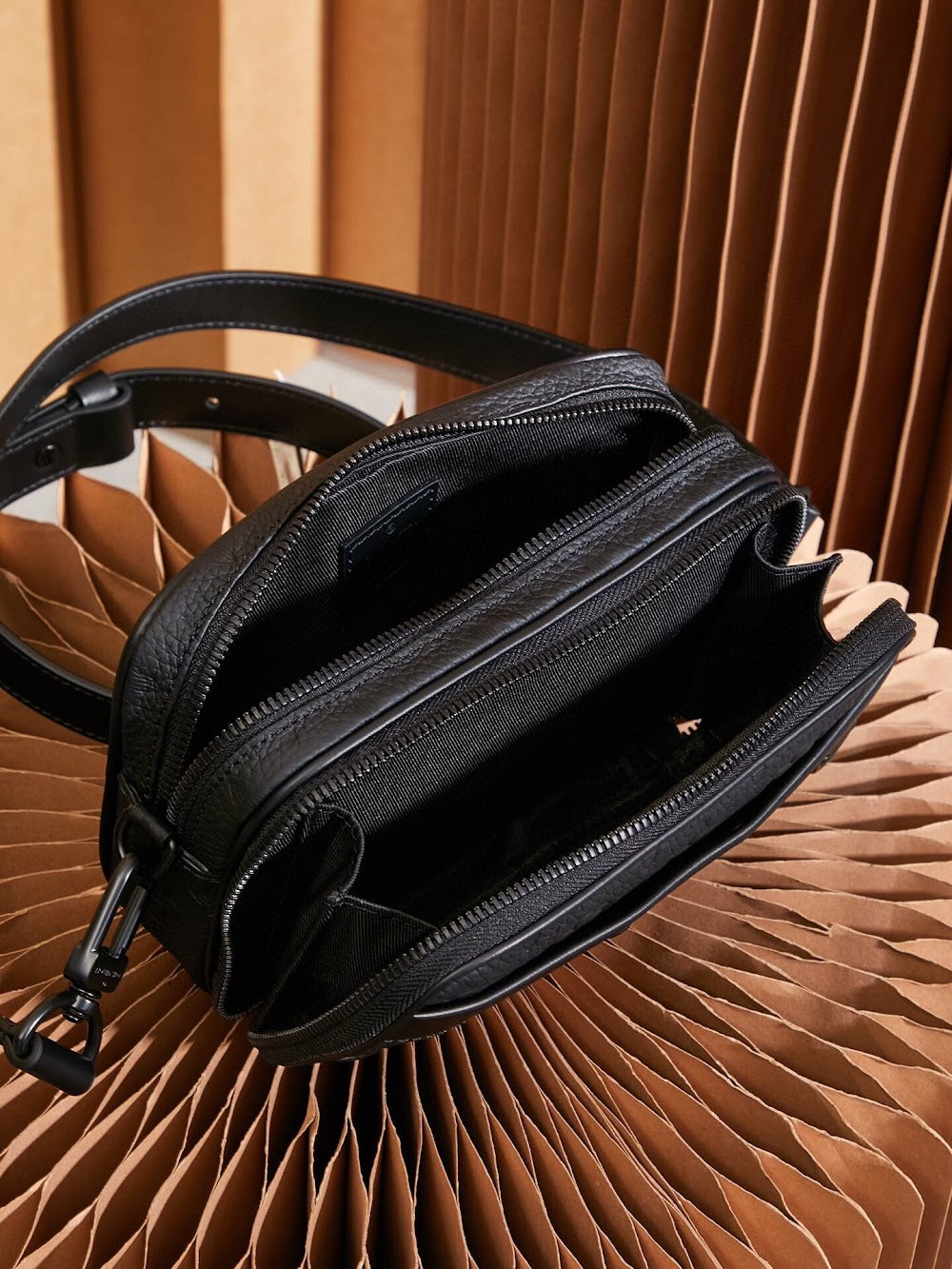 Dragons Bags ln Luxury Bag --71068